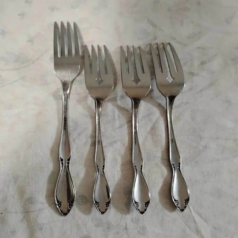 4 Pieces Oneida Berkeley Square Forks 1 Dinner 3 Salad Stainless USA